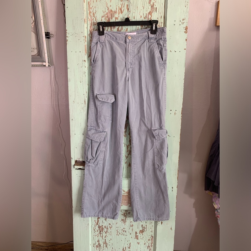 Women’s Zara light blue multi pocketed SZ 2 cargo pants Preloved good condition